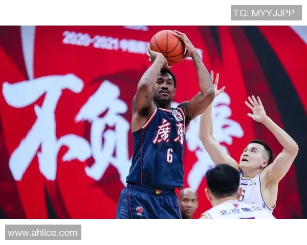 武汉排球队以70分领跑大师赛积分榜展现强大实力和竞争优势
